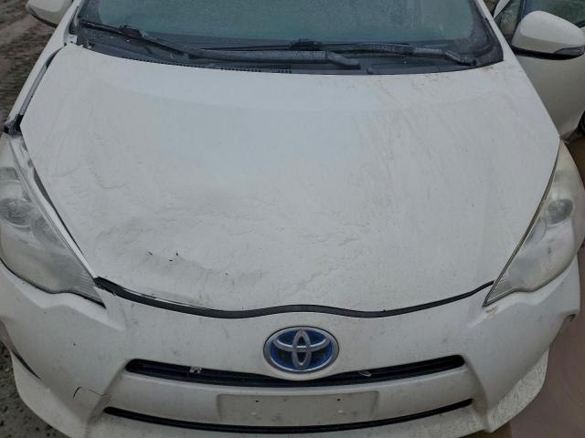 Toyota Prius Image 6