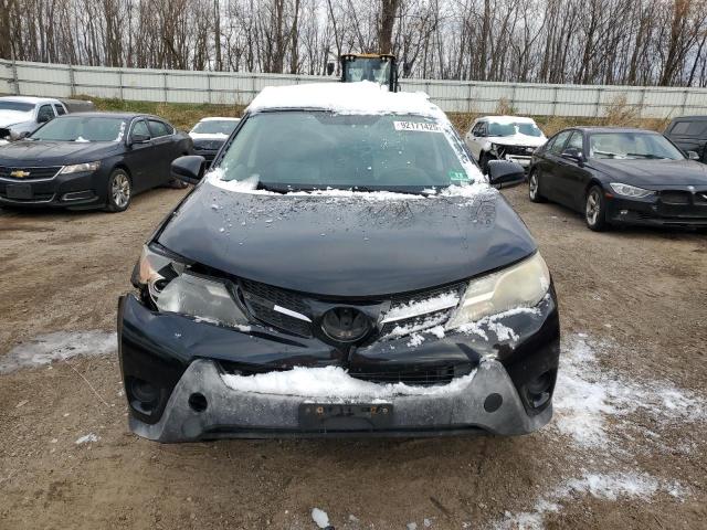 Toyota RAV4 Le Image 12