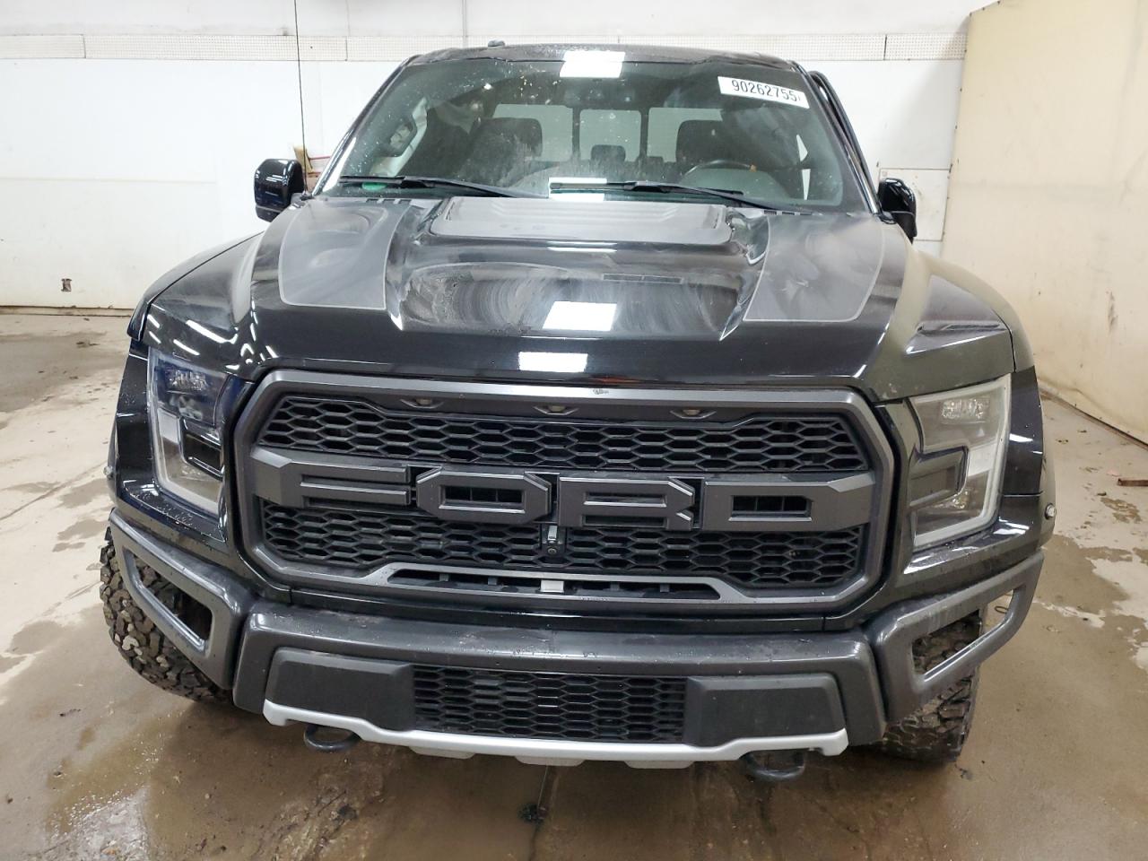 Ford F-150 Raptor Image 7