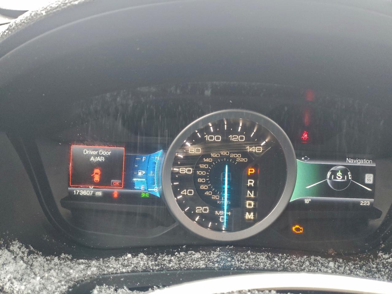 Ford Explorer Xlt Image 6