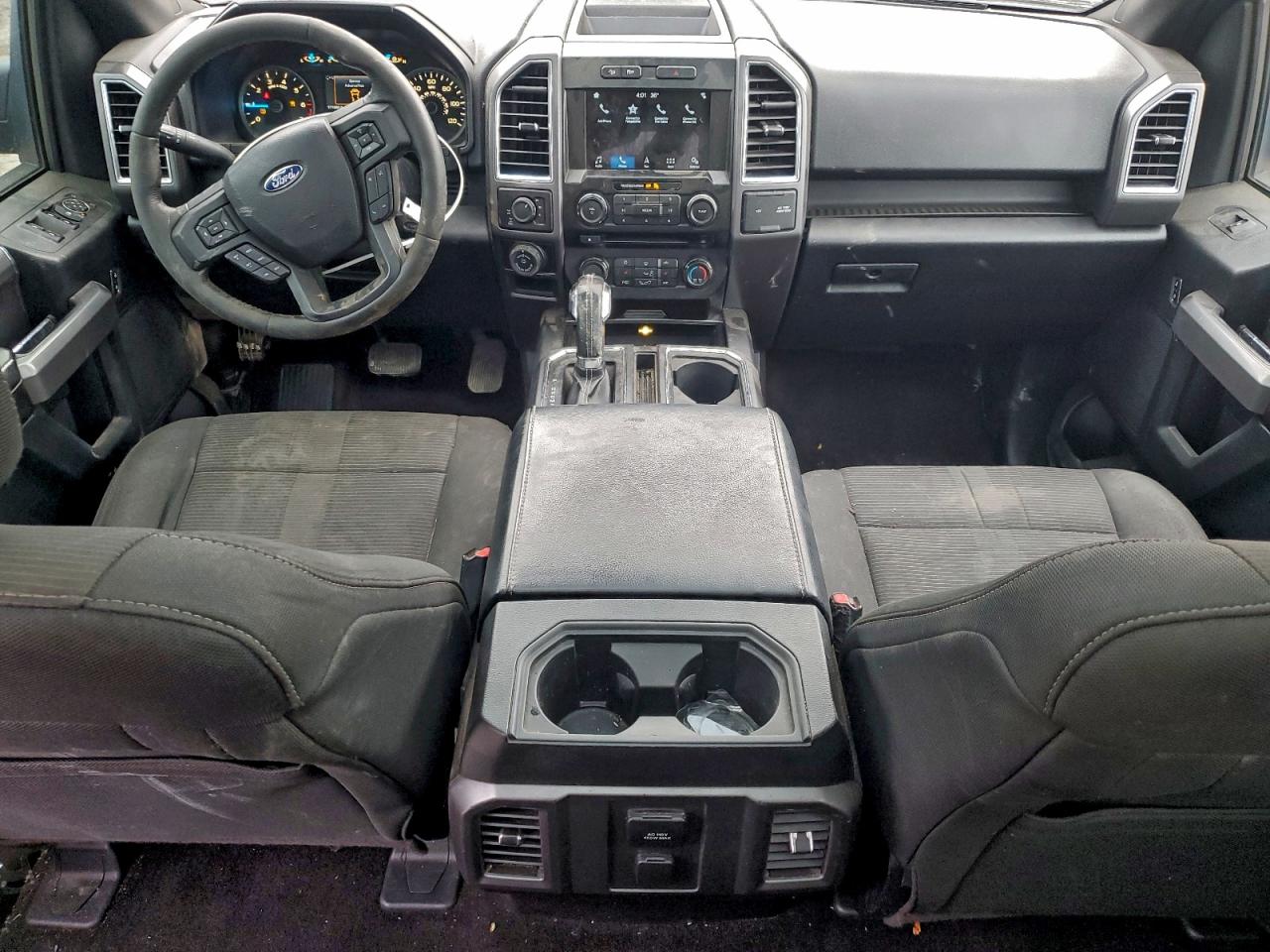 Ford F-150 Supercrew Image 8