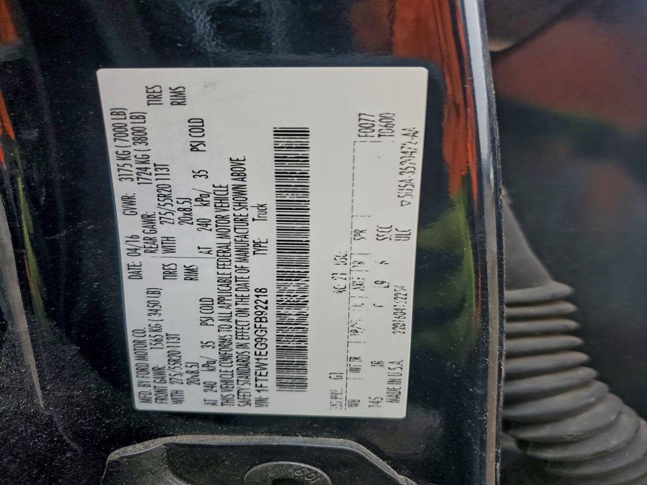 Ford F-150 Supercrew Image 7