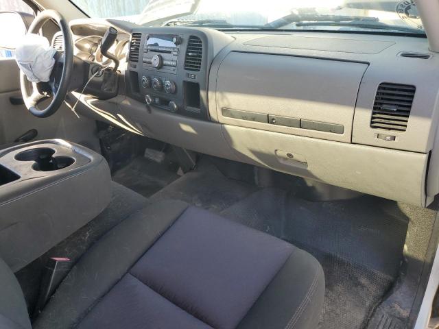 Chevrolet Silverado C2500 Heavy Duty Image 4