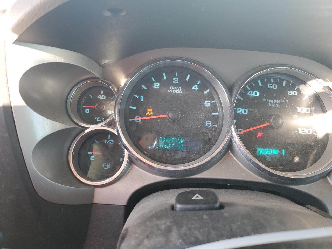 Chevrolet Silverado C2500 Heavy Duty Image 9