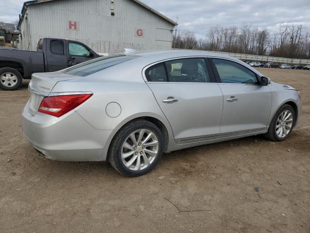Buick LaCrosse Image 11