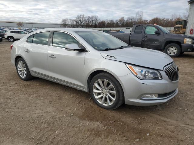 Buick LaCrosse Image 4