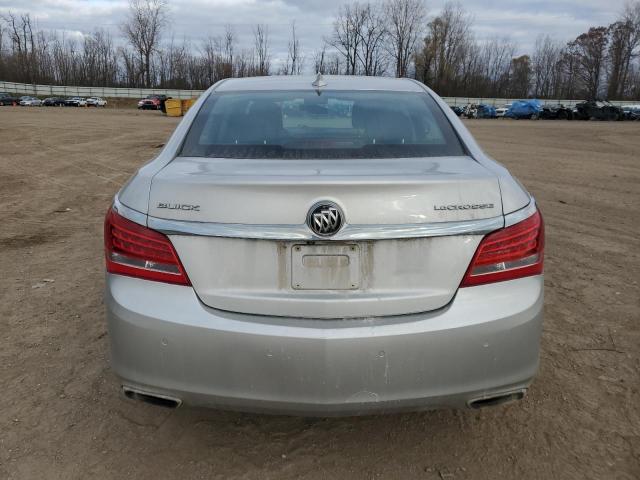 Buick LaCrosse Image 5