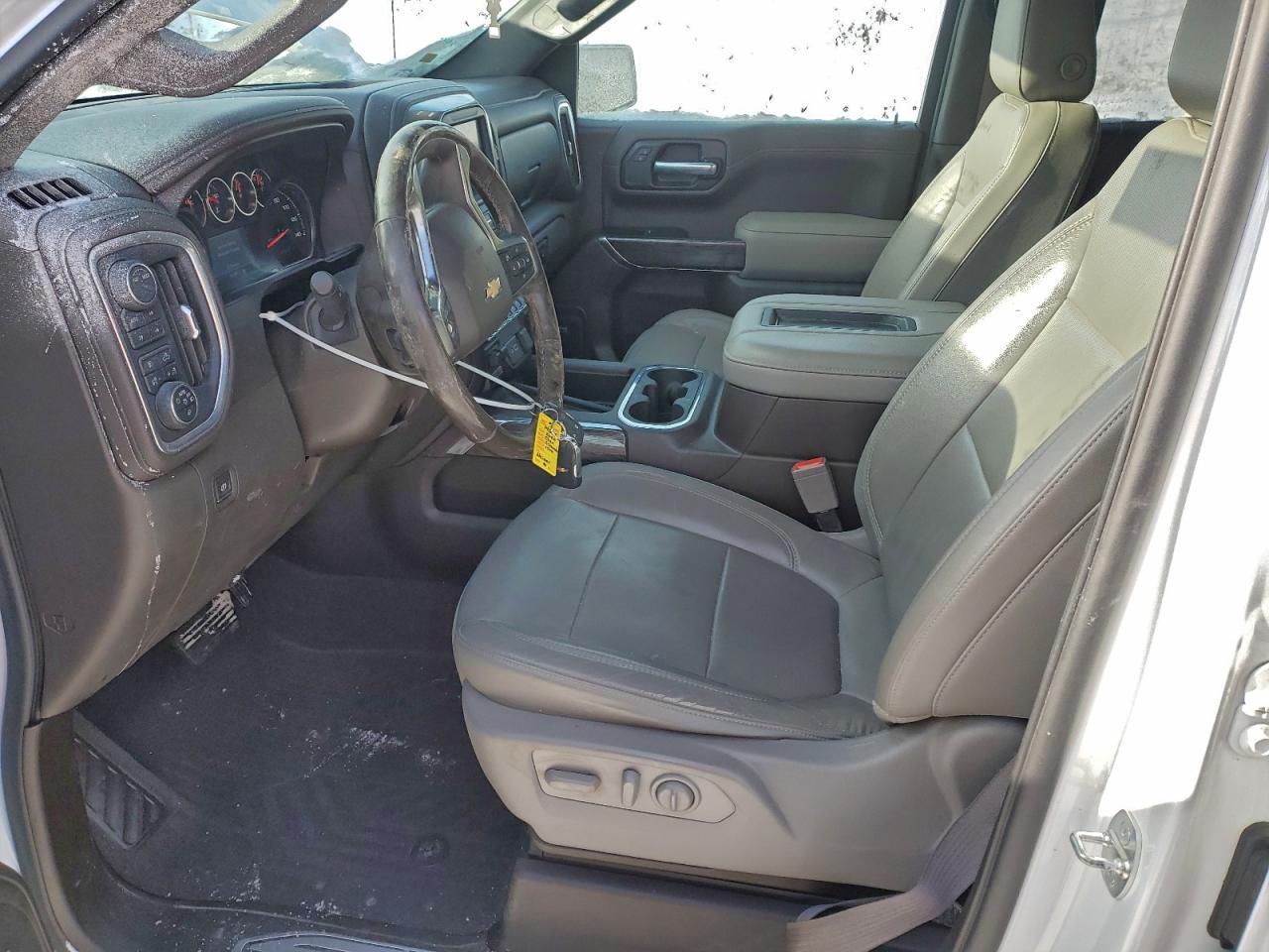 Chevrolet Silverado K1500 Ltz Image 10