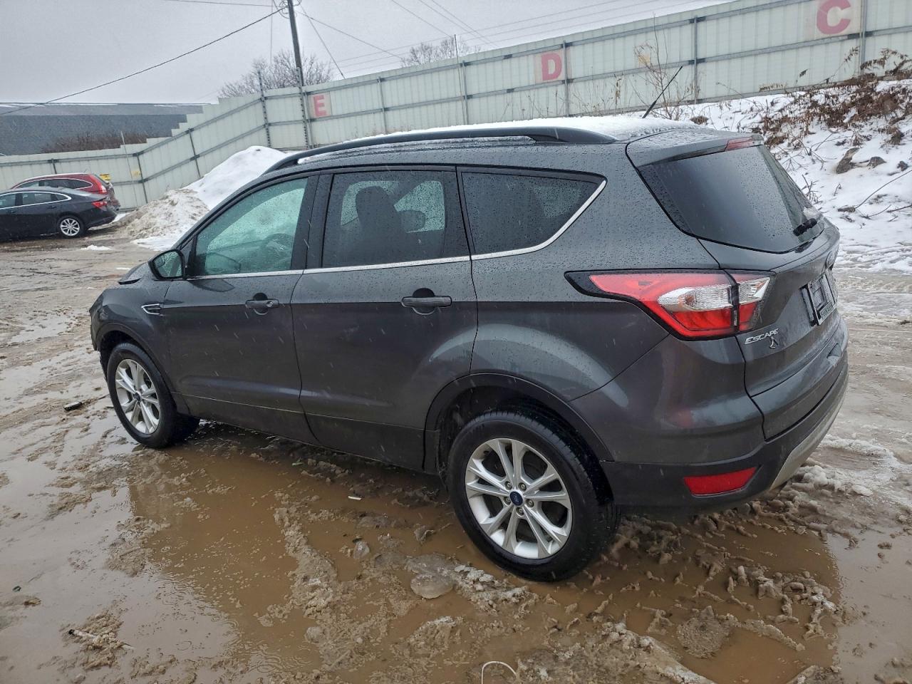 Ford Escape Se Image 2