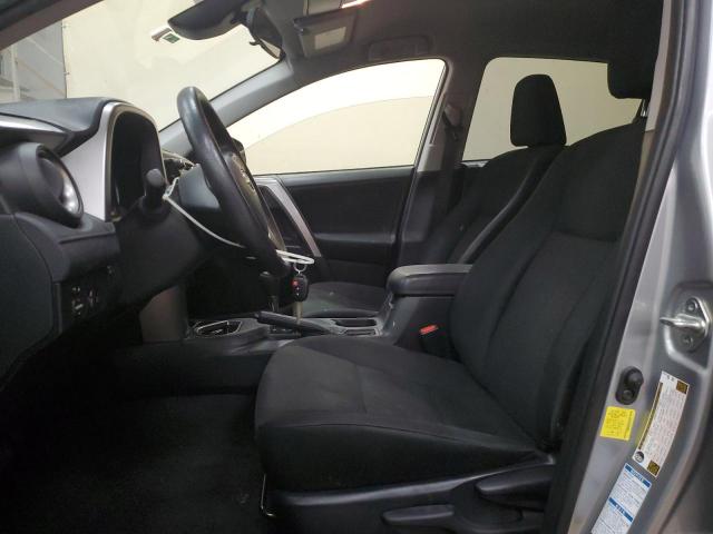 Toyota RAV4 Le Image 2