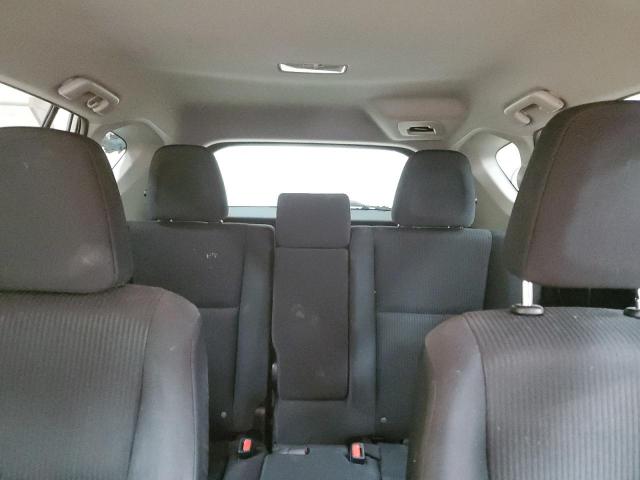 Toyota RAV4 Le Image 4