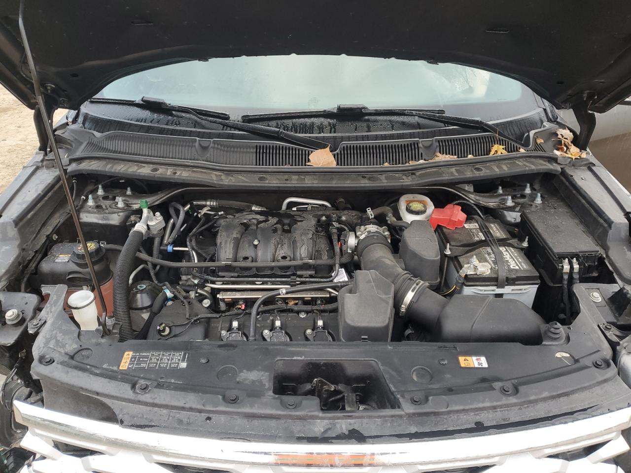 Ford Explorer Xlt Image 8