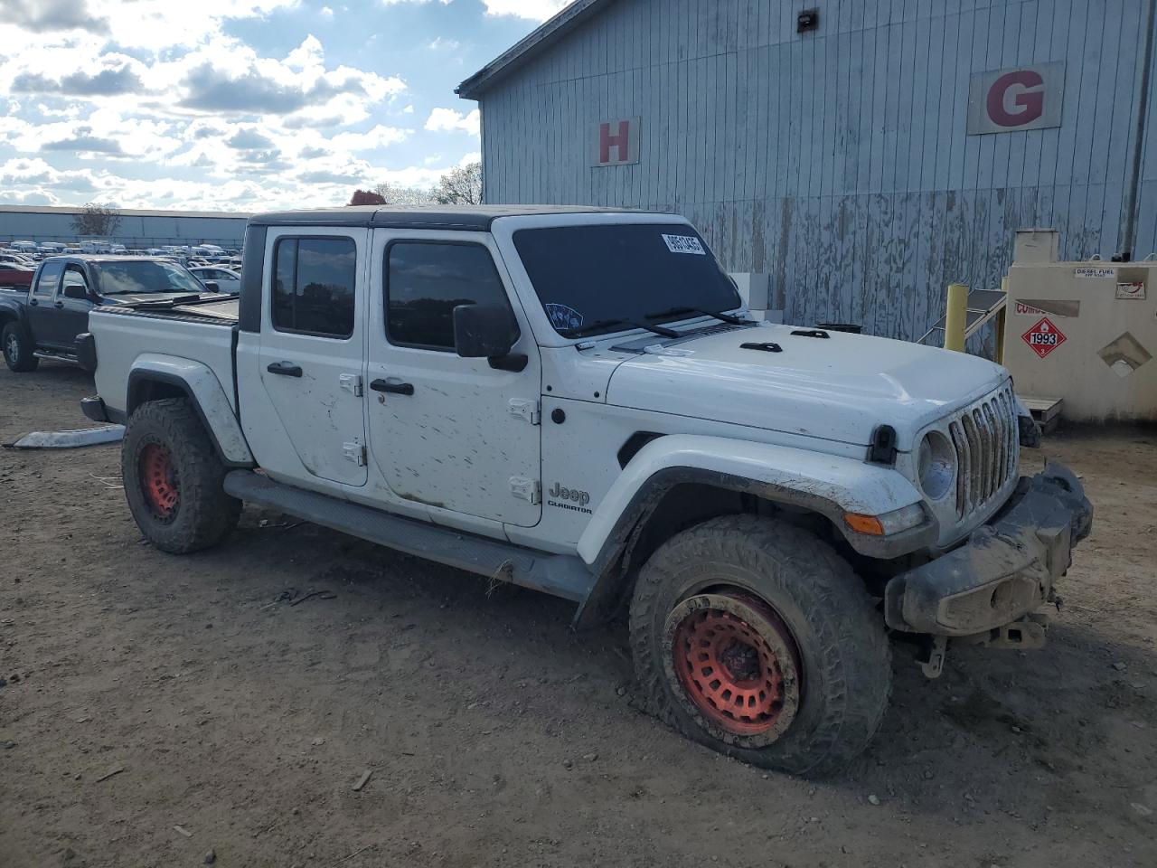 Jeep Gladiator Overland Image 4