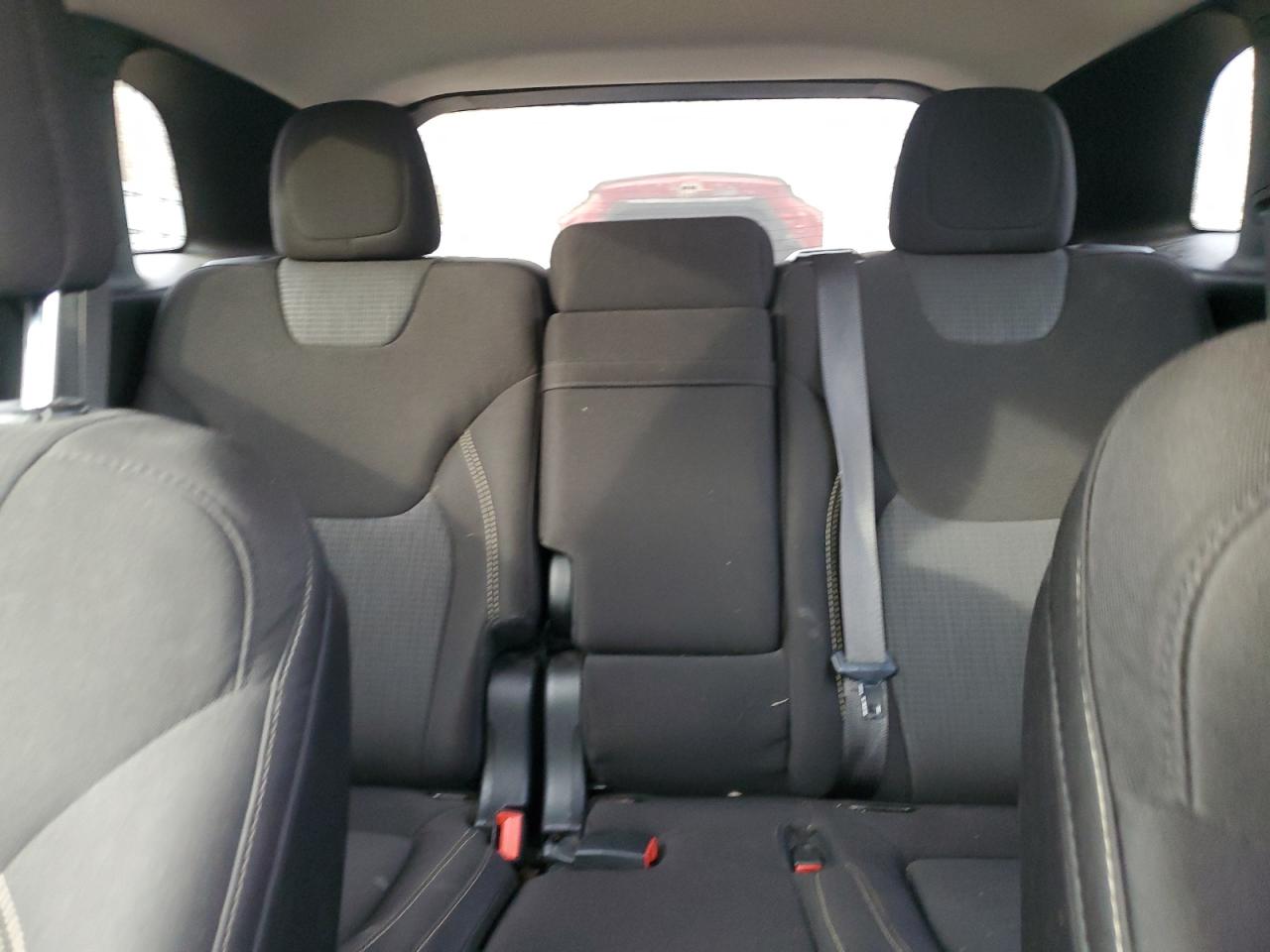 Jeep Grand Cherokee Latitude Image 9