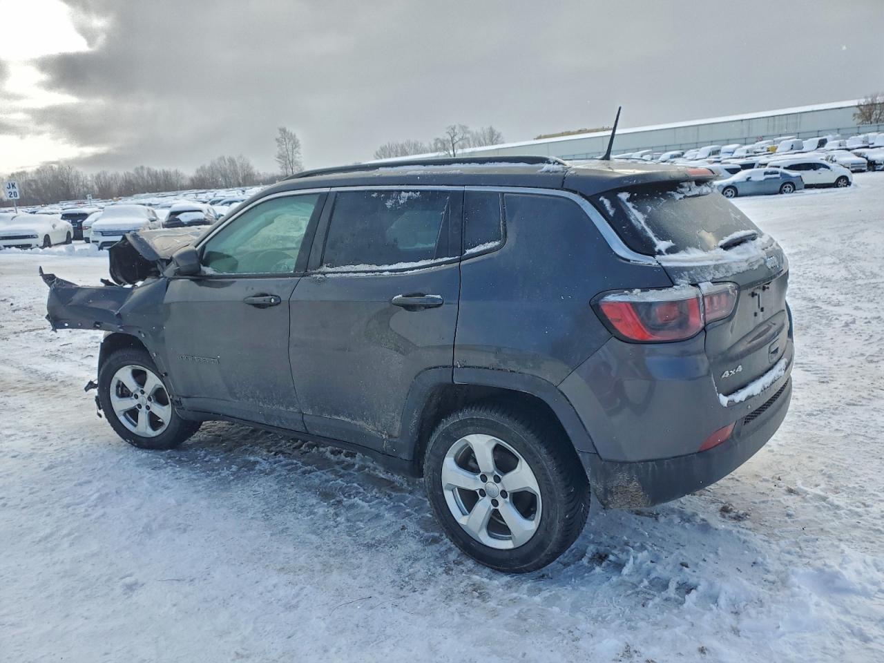 Jeep Compass Latitude Image 2