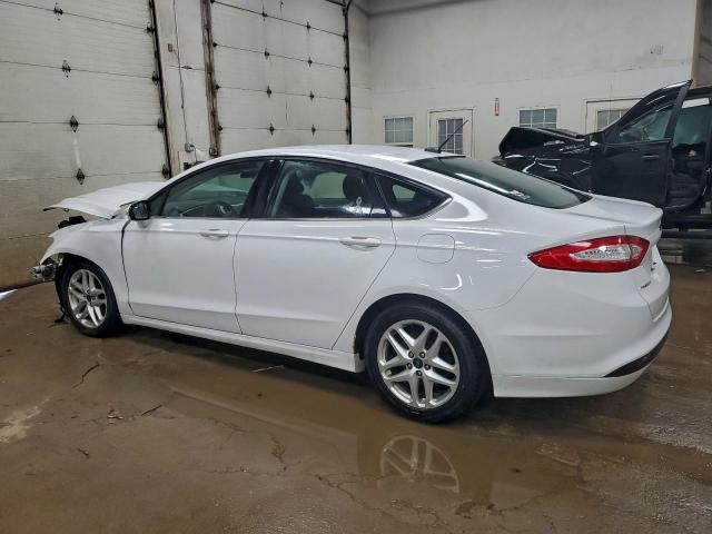 Ford Fusion Se Image 2