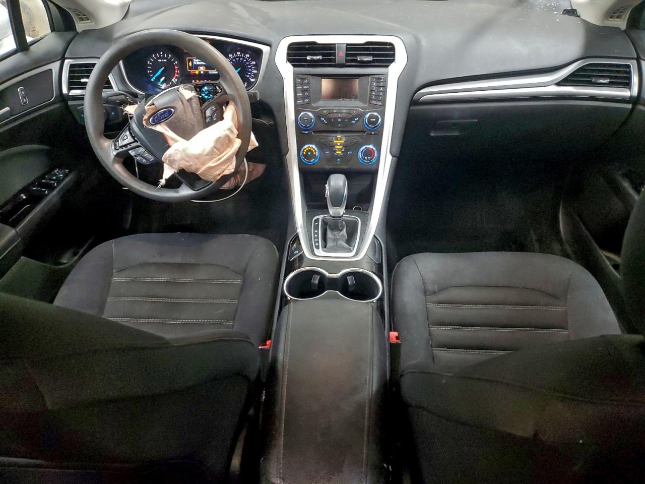 Ford Fusion Se Image 9