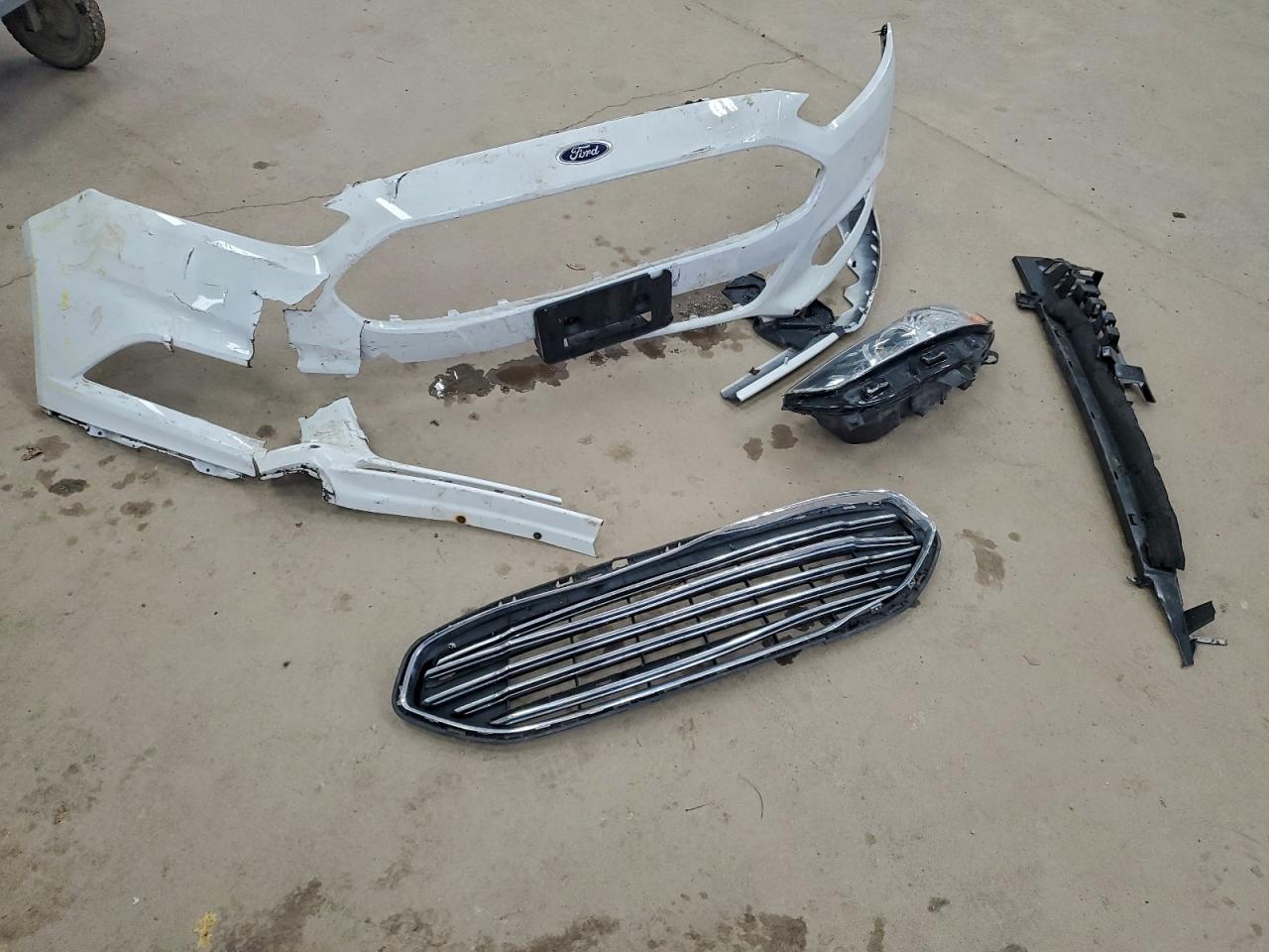 Ford Fusion Se Image 5