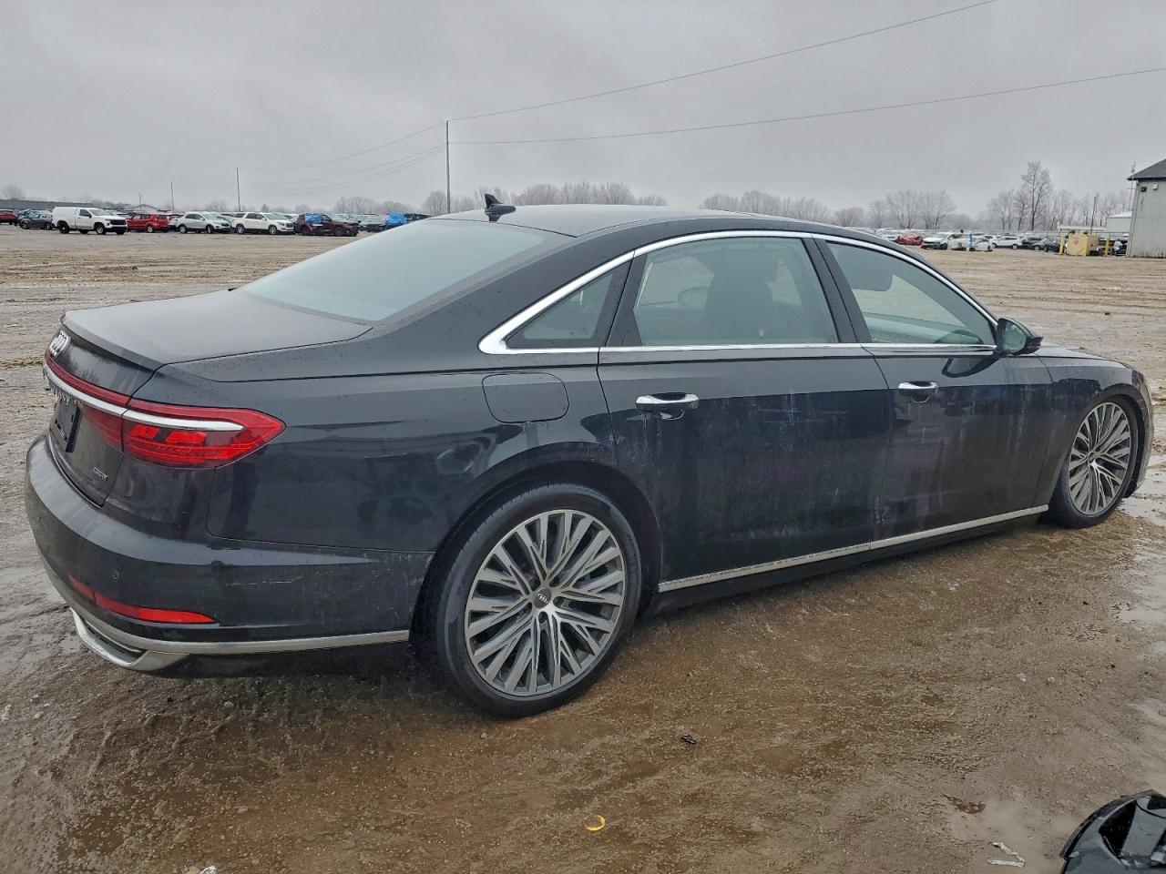 Audi A8 L Image 7