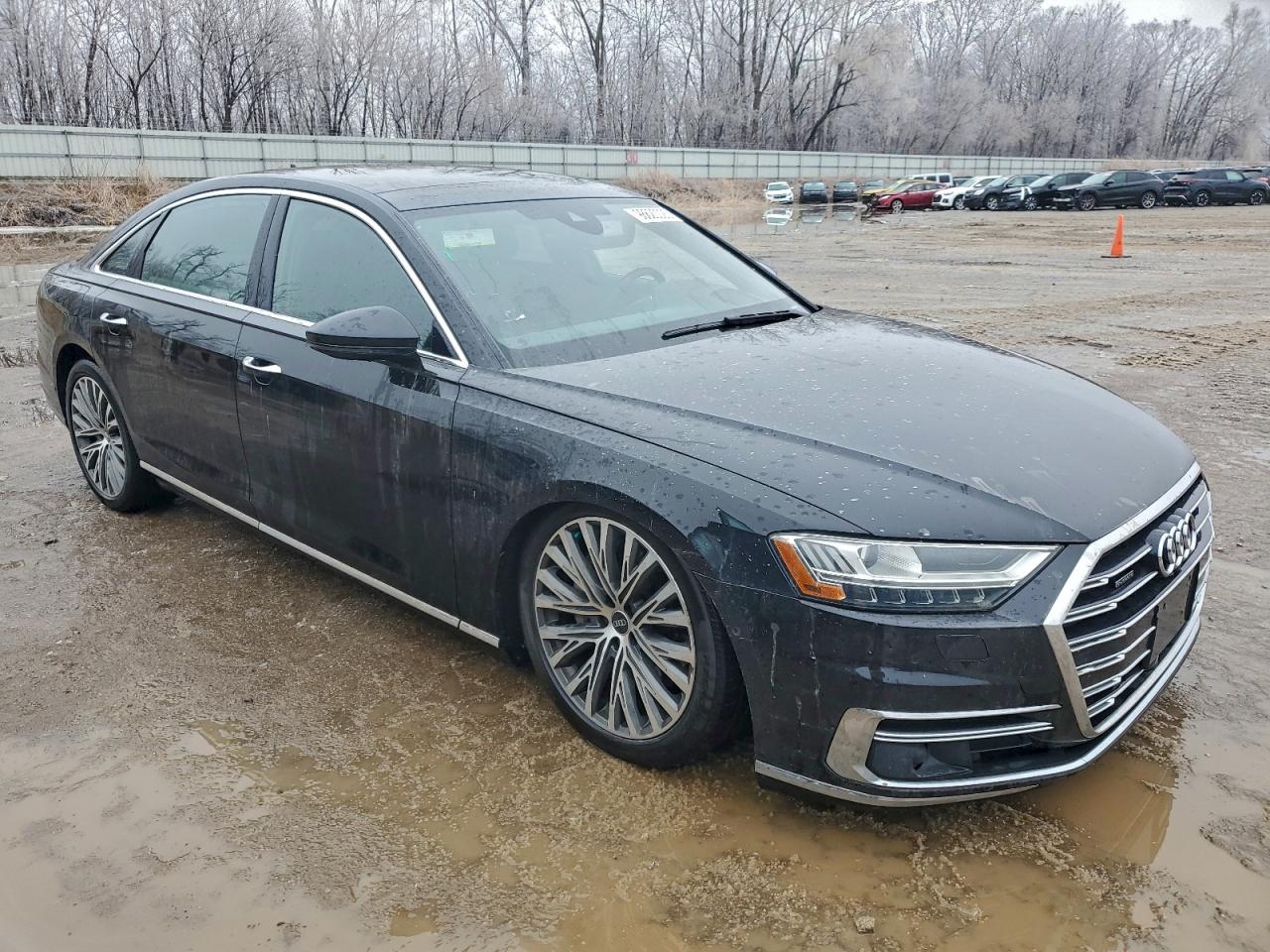 Audi A8 L Image 10