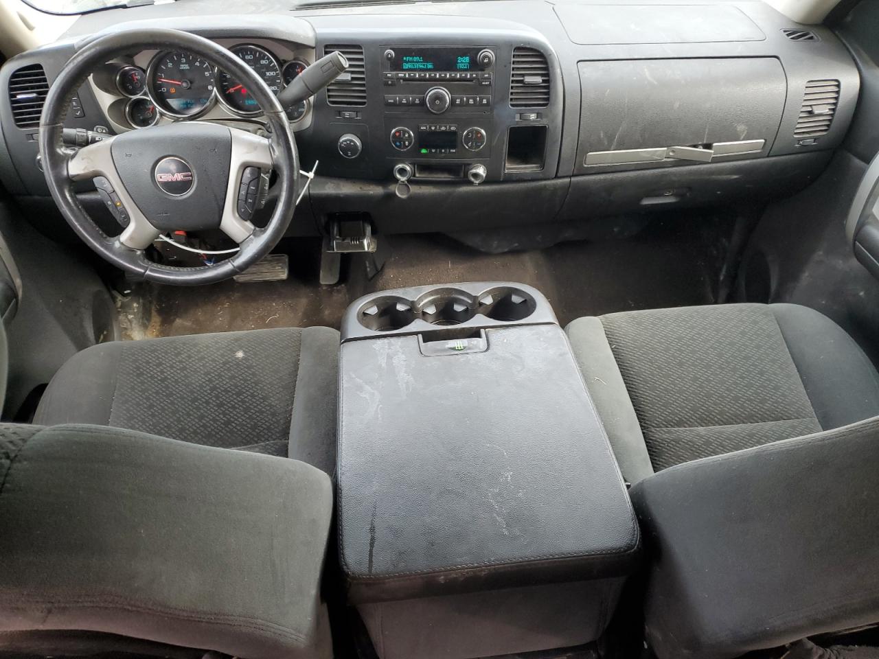 GMC Sierra K1500 Image 8