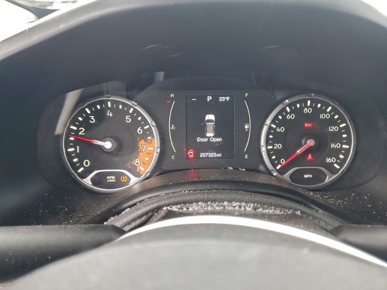 Jeep Renegade Latitude Image 9