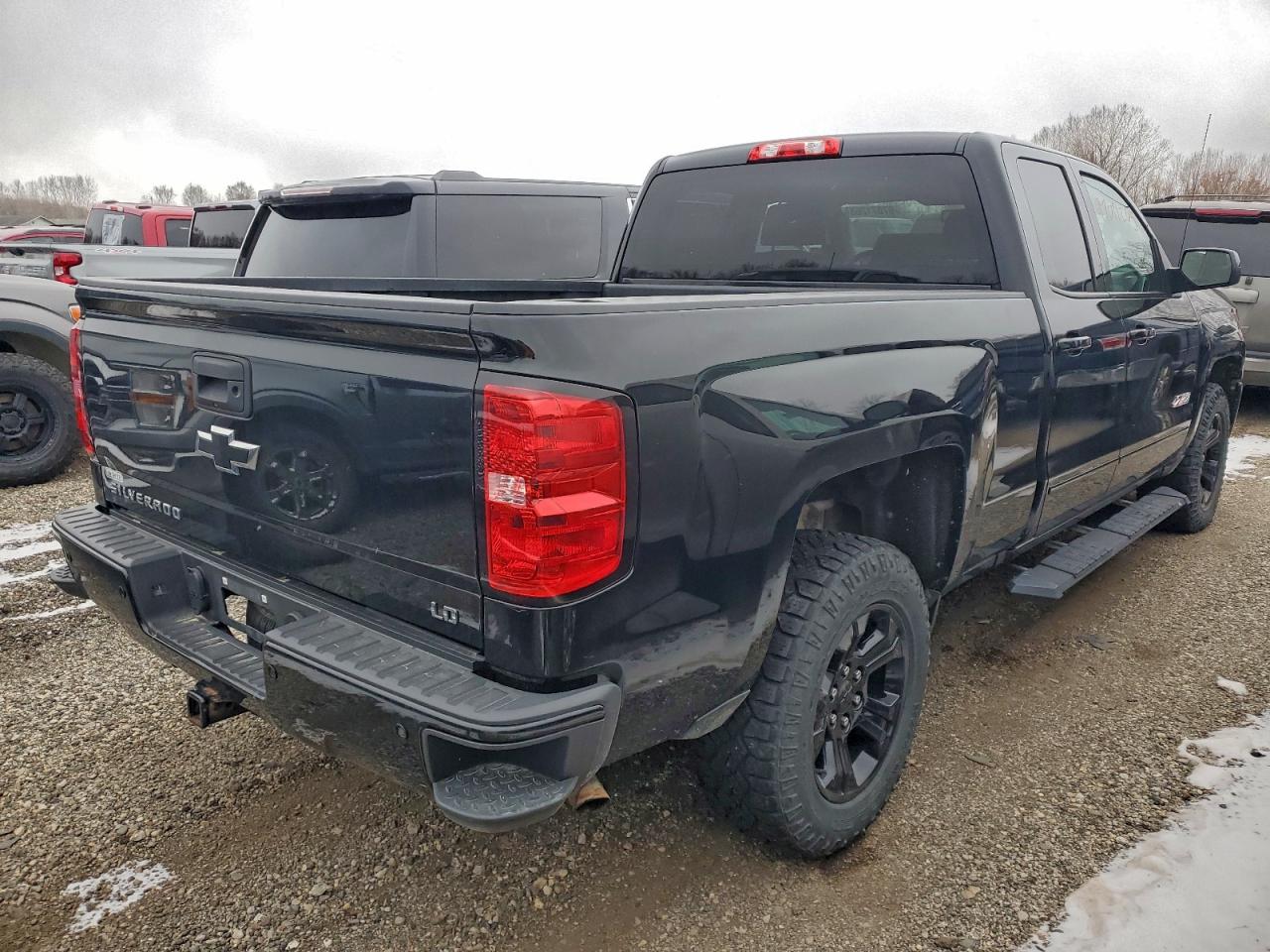 Chevrolet Silverado K1500 Lt Image 2