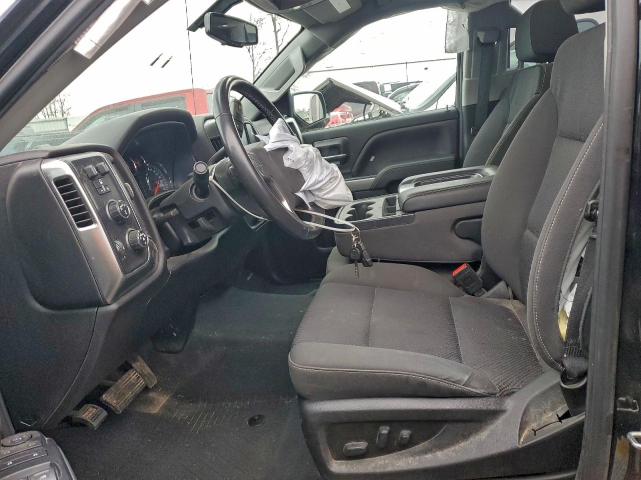 Chevrolet Silverado K1500 Lt Image 3